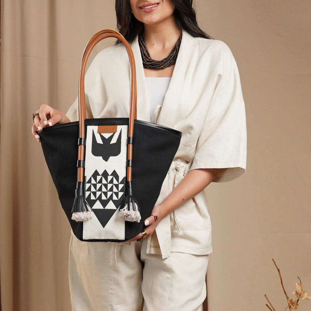 Alia Ed.3, Black - LABOGA