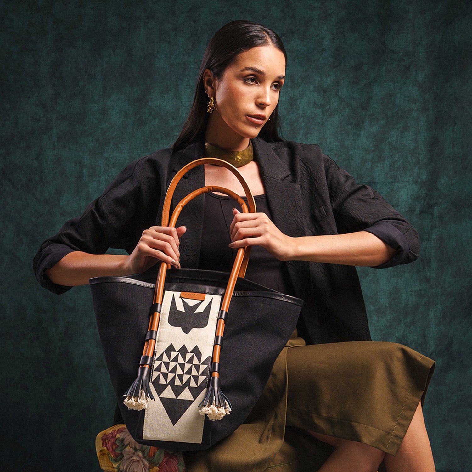 Alia Ed.3, Black - LABOGA