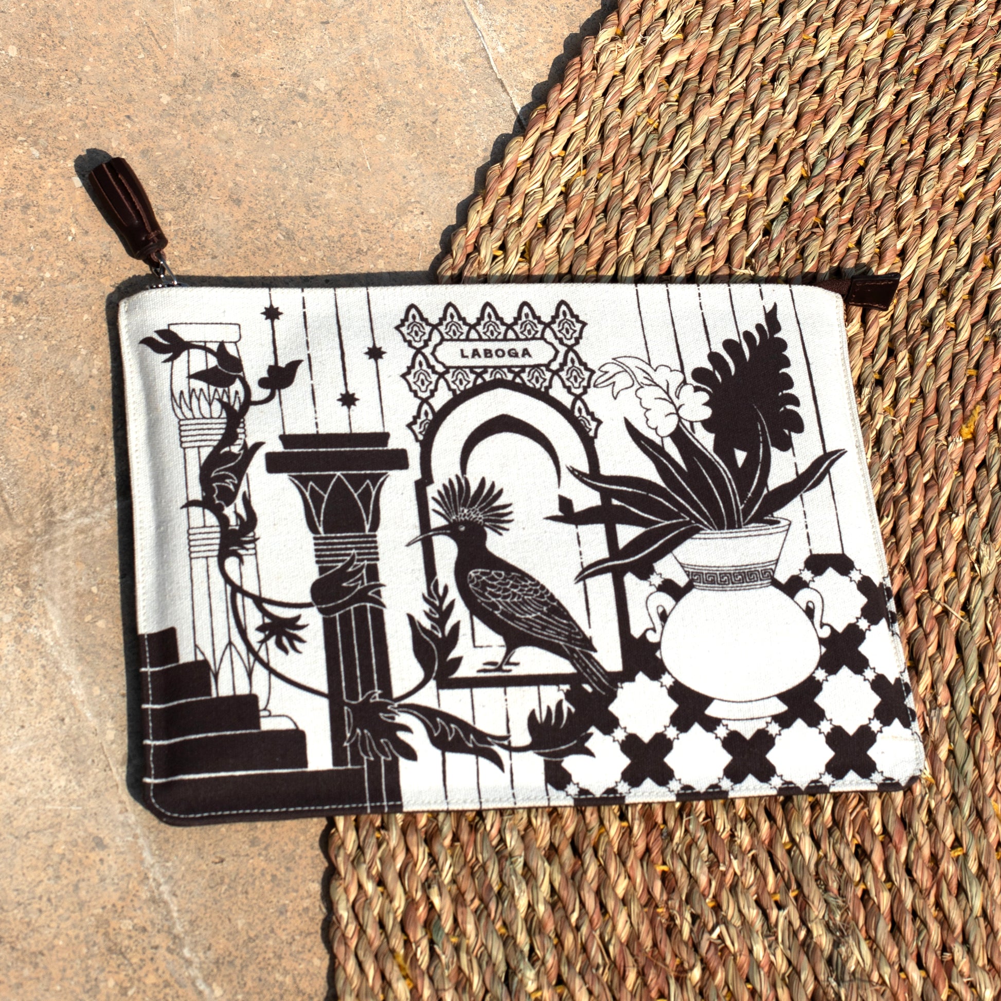 Huda Clutch, Chocolate Brown - LABOGA