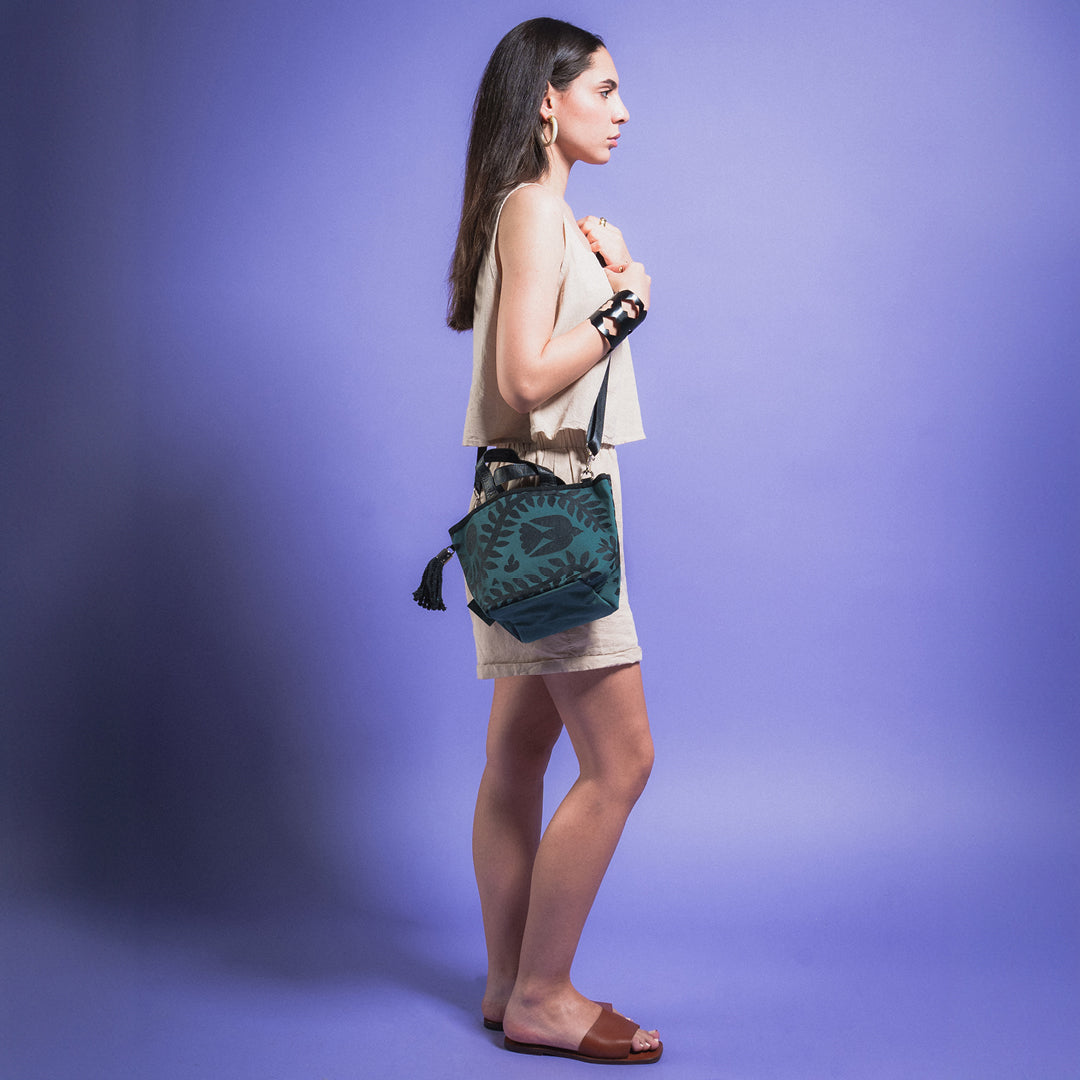 Mini Nomad, Black on Teal - LABOGA