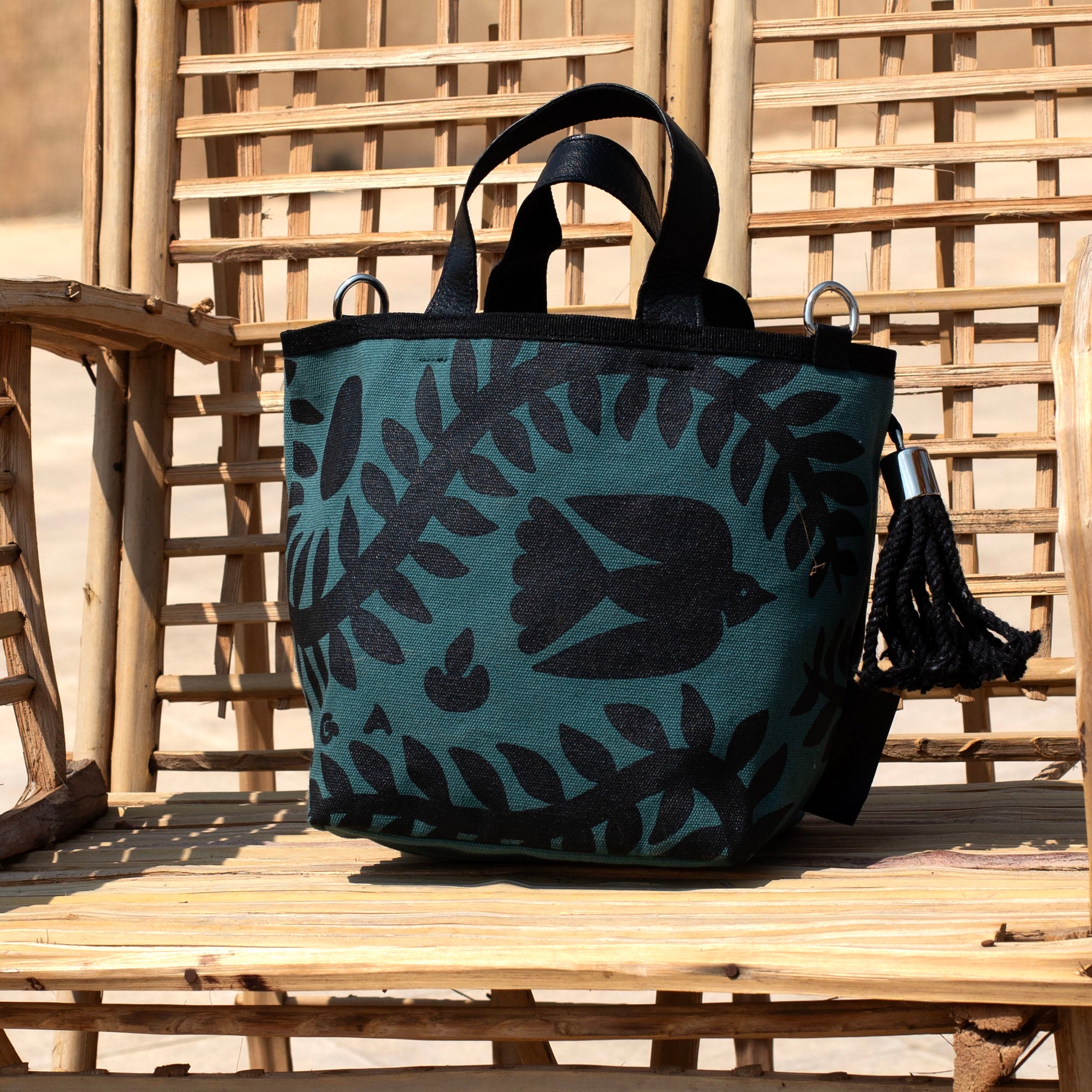 Mini Nomad, Black on Teal - LABOGA